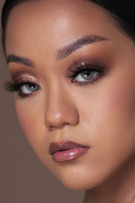 Paleta De Sombras Essential Nude X Deprati Tienda Online