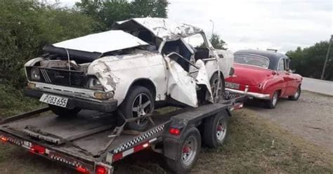 Caballo Desata Accidente En Carretera De Holguín Y Deja Varios Heridos