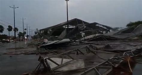 Extratropical cyclone wreaks havoc on the coast of São Paulo World