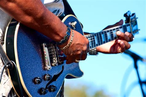 Playing The Guitar Stock Image Image Of Singing Males 1230287