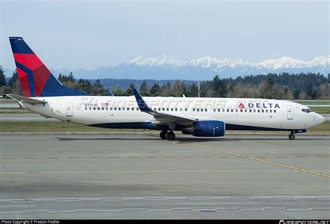 N D Delta Air Lines Boeing Wl Photo By Preston Fiedler Id