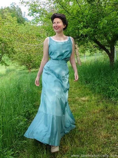 Edwardian Green Artificial Silk Lingerie Petticoat Camisole Sew Historically