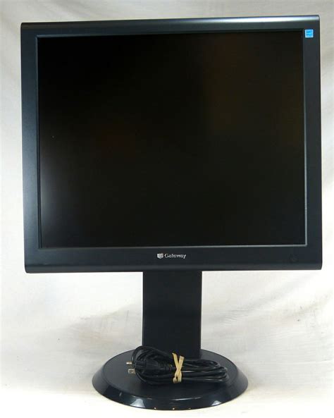 Tech4nonprofits Gateway 19 Lcd Monitor Fpd1985 Tft1980ps W Stand