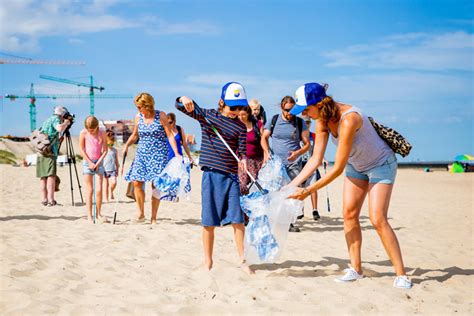 Cleanmybeach The App For Setting Up Beach Cleanups