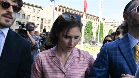 Omicidio Meredith Kercher Amanda Knox Condannata A Tre Anni Per