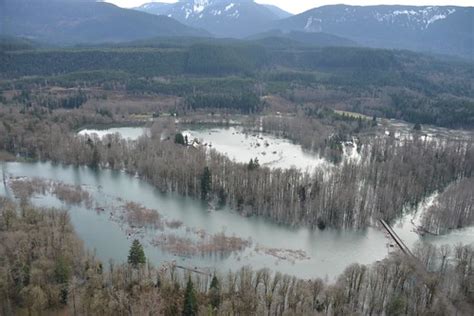 landslide  washington state photograph   aeri flickr