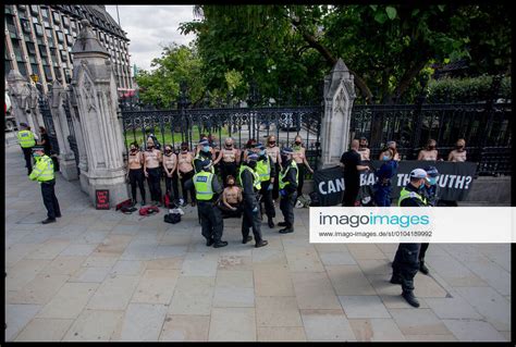 London Extinction Rebellion Protest Naked W IMAGO