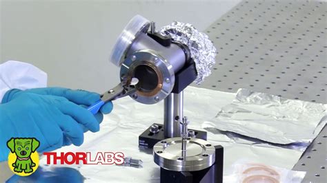 Working With Cf Vacuum Flanges Thorlabs Insights Youtube