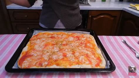 PIZZA IN TEGLIA CON LIEVITO DI BIRRA SECCO Ricetta Facile E Buonissima