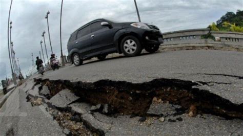 Gempa Magnitudo Di Papua Nugini Bangunan Rusak Warga Panik