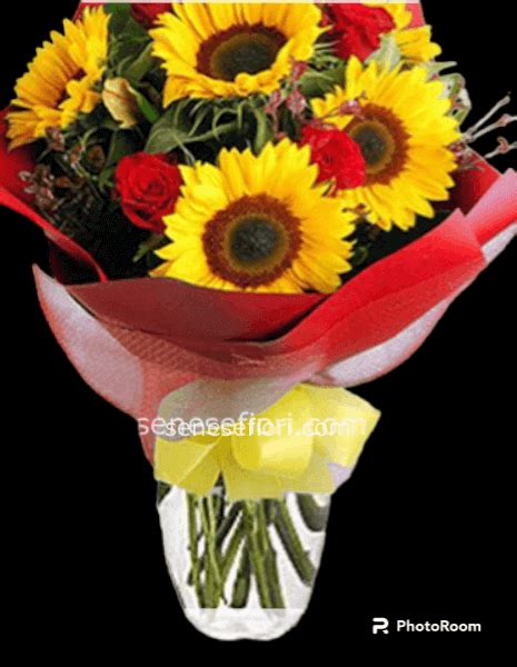 Bouquet Di Girasoli E Rose Rosse Ecuador Top Senese Fiori Napoli