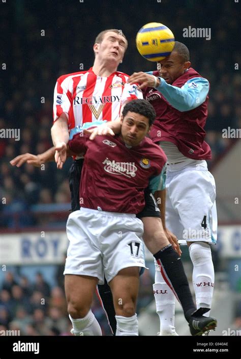 West Ham Uniteds Mullins Daniel Gabbidon Challenge Sunderlands Kevin