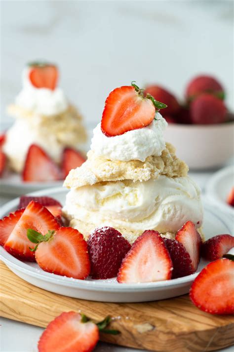 Cheesecake Factory Strawberry Shortcake Copycat Recipe Begin With Balance