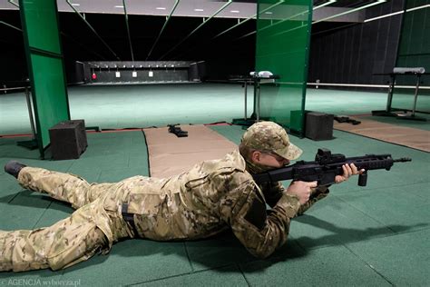 Gigantyczny Kontrakt Fabryki Broni Radom Dla Polskiej Armii O Nierze