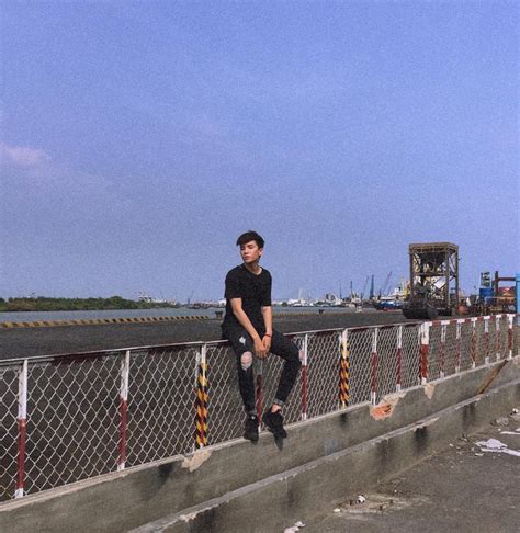 Hot Boy Vi T Tuy L N Nh Ng V N N N Ng I M