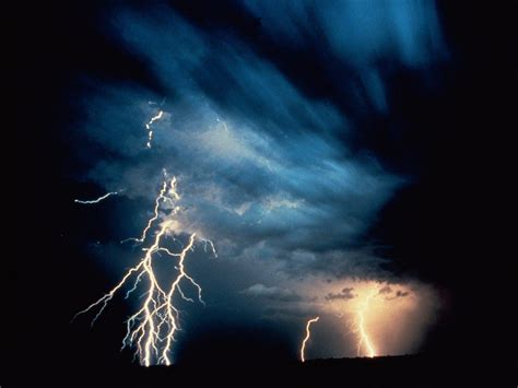 Lightning Bolt Wallpapers - Wallpaper Cave