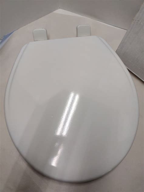 Bemis Jamestown Adjustable Slow Close Round Closed Front Toilet Seat In