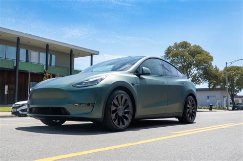 Vendor - MATTE GREEN! Tesla Model Y - Vinyl Wrap - 3M 2080 | Tesla ...