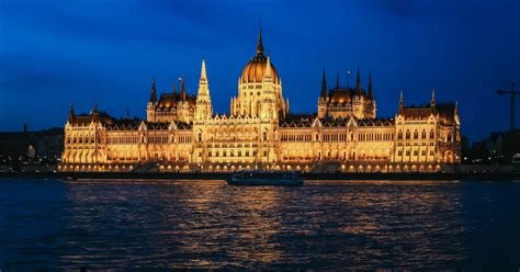 The Best Sightseeing Cruises Boat Tours In Budapest No