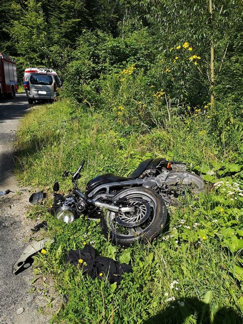 Poważny wypadek w Zalasowej Pijany motocyklista wylądował w szpitalu