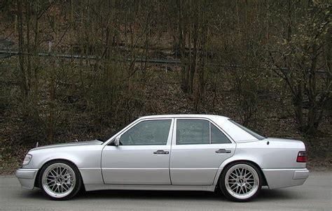 Mercedes E Klasse W124 E500 Body Kit Finn Torget