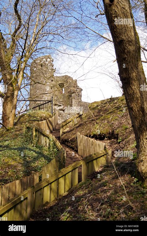 Strathaven Castle Hi Res Stock Photography And Images Alamy