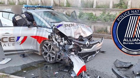 Refus Dobtempérer Trois Policiers Blessés Par Un Chauffard Près De