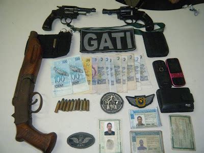 BLOG DA BRIOSA PMPE APREENSÃO DE ARMAS POR POLICIAIS DO 11º BPM