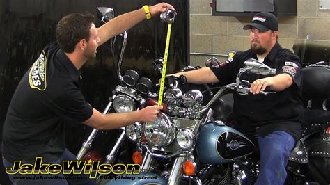 How To Measure Windshield Height On Motorcycle | Reviewmotors.co