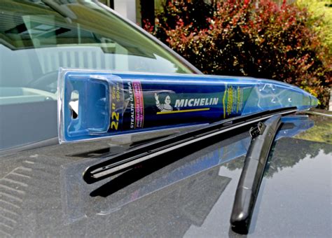 How Long Do Wiper Blades Last And How Often Should We Replace Them