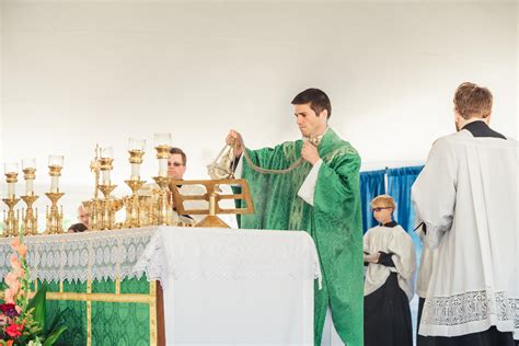 25 Ways to Deepen Your Faith in 2025: A Milwaukee Catholic's Guide