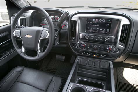 Chevrolet Silverado 2500hd 4wd Z71 Ltz 2017 Primera Prueba Motor