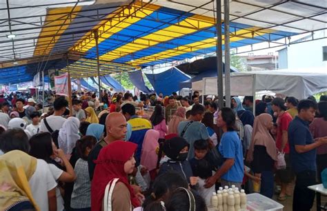 Bazar Takjil Di Mega Legenda Batam Diserbu Warga Ulasan Co