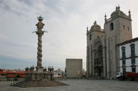 Porto Cathedral Square | Portugal Travel Guide Photos