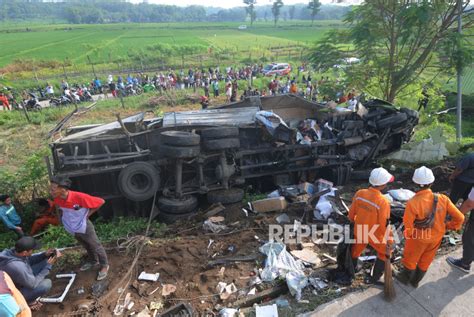 Cerita Korban Selamat Tragedi Kecelakaan Beruntun Di Tol Boyolali