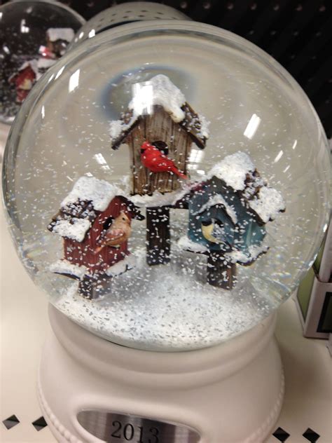 Snow Globe With Bird Houses Snow Globes Christmas Snow Globes Diy