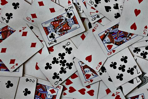 Relancinho Baralho - Quem são os reis e rainhas do baralho? Conheça o significado | Fusne ...