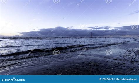 Sunset on Crosby Beach in Winter, Crosby, Liverpool, UK Editorial Stock ...