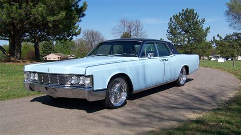 1968 Lincoln Continental Coupe