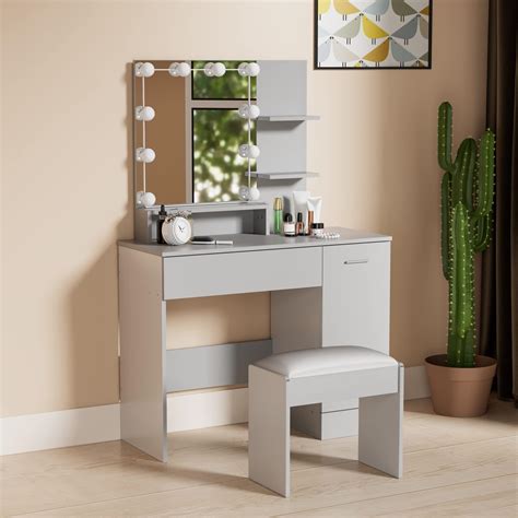 Amazon Rovaurx Makeup Vanity Table With Lighted Mirror Makeup