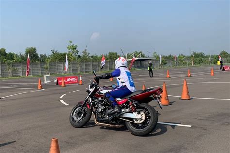 Foto Ahm Gelar Kompetisi Instruktur Safety Riding Tingkat Nasional