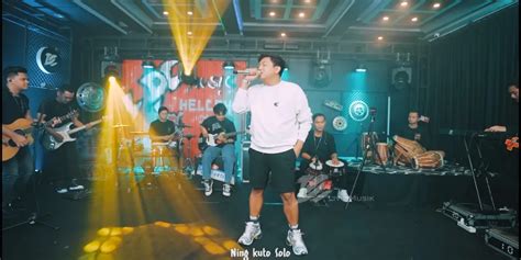 lirik taman jurug denny caknan