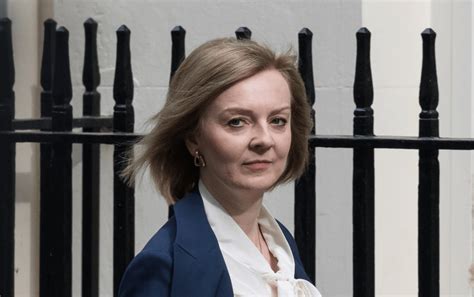 Uk Prime Minister Liz Truss Resigns After Just 44 Days In Office