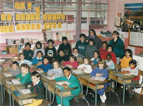 Photo De Classe CE1 De 1987 Ecole Paul Vaillant Couturier Mixte 1