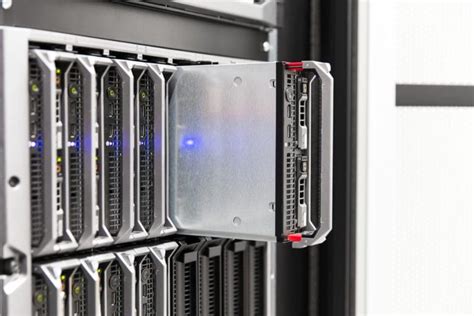 The Difference Between A Blade Server And Rack Server