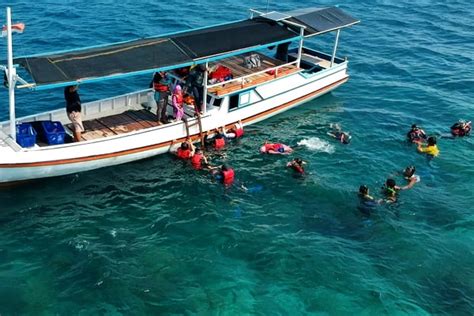 Group Tour Hotel Std H M Biro Wisata Karimunjawa