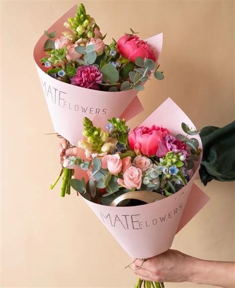Pin by Александра Скопина on Flowers | Flower shop design, How to wrap ...