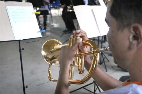 Escola Vocacionada à Música de Barra Mansa realiza Show de Talentos