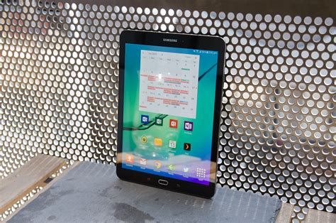 Samsung Galaxy Tab S2 Review Photo Gallery - TechSpot