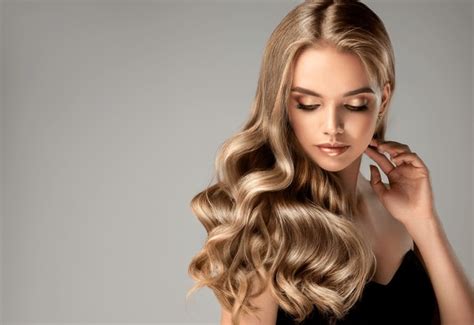 Chicas Rubias 2 700 Blonde Dreads Stock Photos Pictures